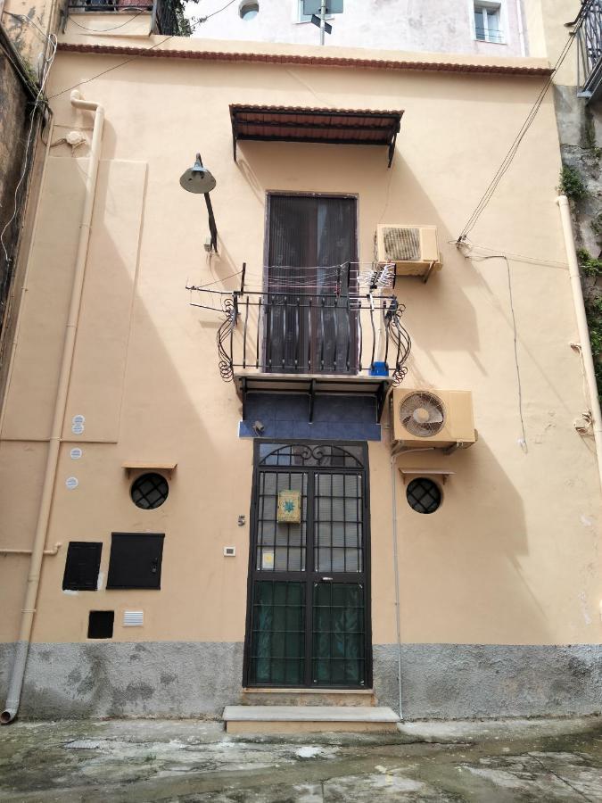 Little Art House Leilighet Gaeta Eksteriør bilde